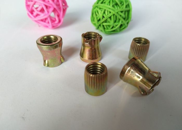 đai ốc cố định DIN mạ kẽm và đai ốc hoa đặc biệt có cấp 4,8 8,8