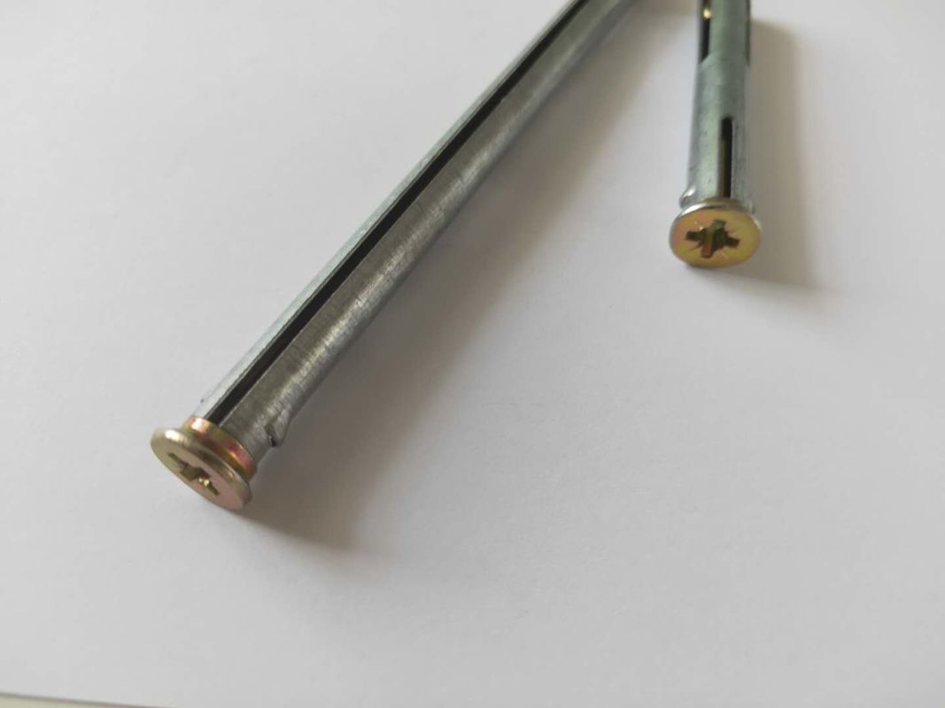 Thép carbon rèn nguội khung kim loại Neo Lớp 4,8 ZnP Màu sắc và DIN DIN